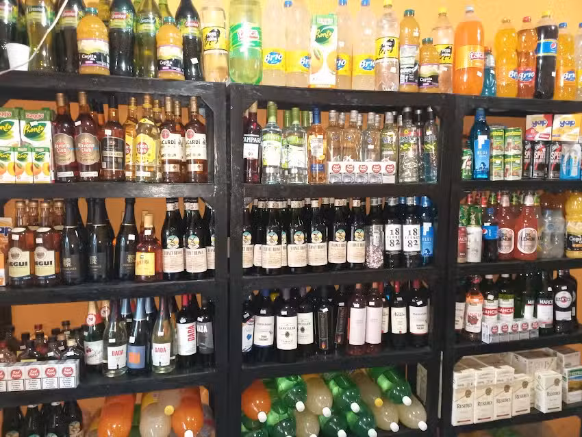 TA&rsquo; N&Uacute; ALMACEN DE BEBIDAS