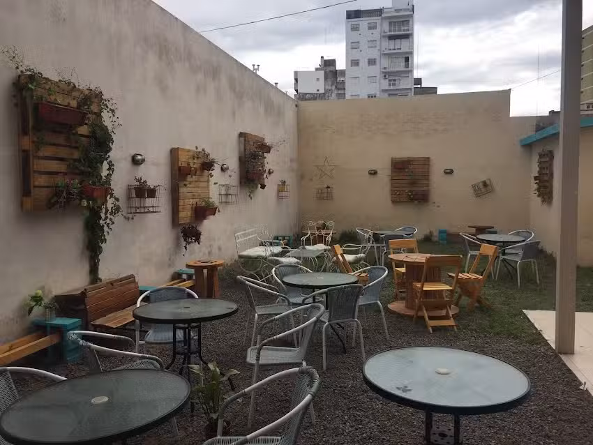 Torto&rsquo;s Caf&eacute;