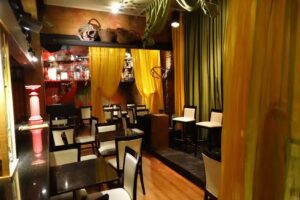 Troya IRISH Pub (Rest&oacute;/Bar/Hospedaje)