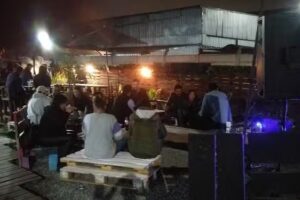 T&Uacute;PAC food truck