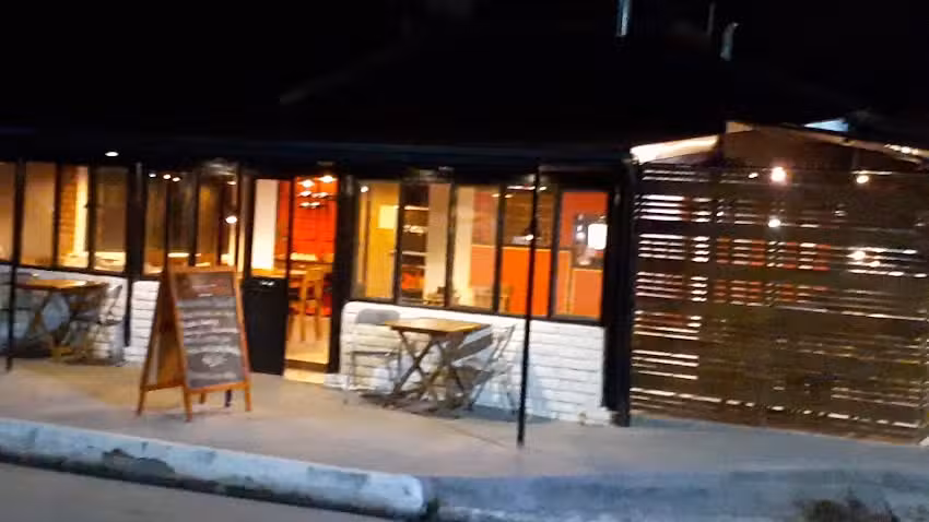 Vatuke. Antojitos y Cervezas