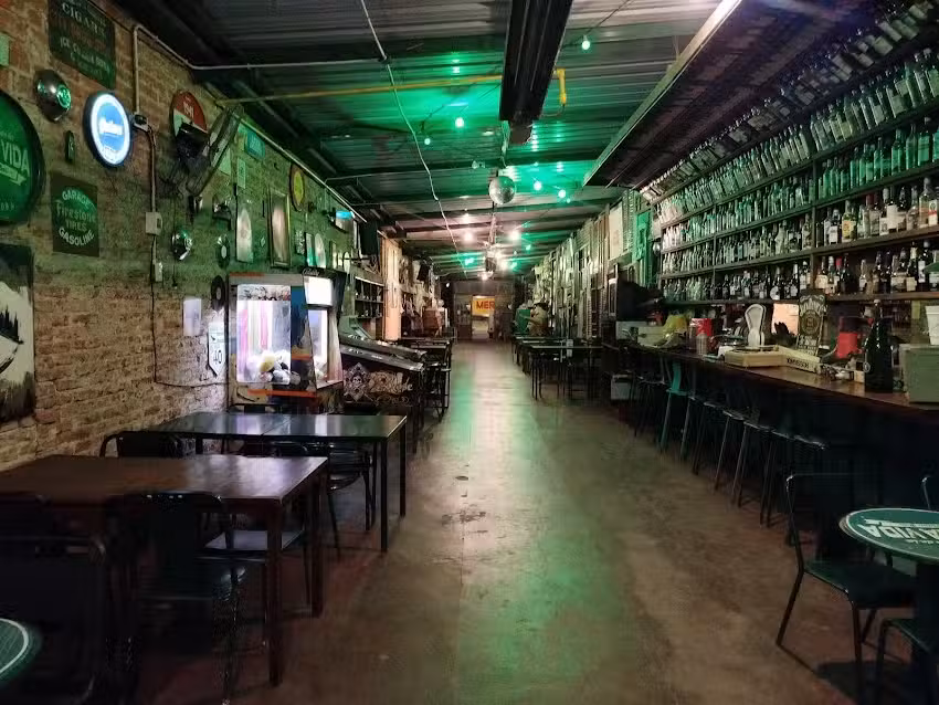 𝒱𝒾𝒹𝑜́𝓃 &ndash; ʙᴀʀ [Cerro de las Rosas]