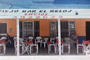 VIEJO BAR EL RELOJ