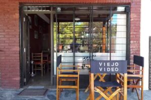 Viejo Video Caf&eacute; Bar