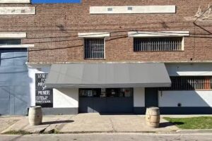 Vinoteca La V&iacute;a Matheu