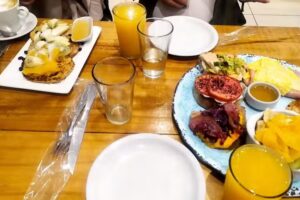 WOLF &ndash; Caf&eacute; & Tapas