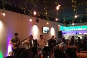 WOOD&rsquo;S Bar & Nigthclub