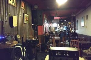 Zappa Coff&eacute;-Bar