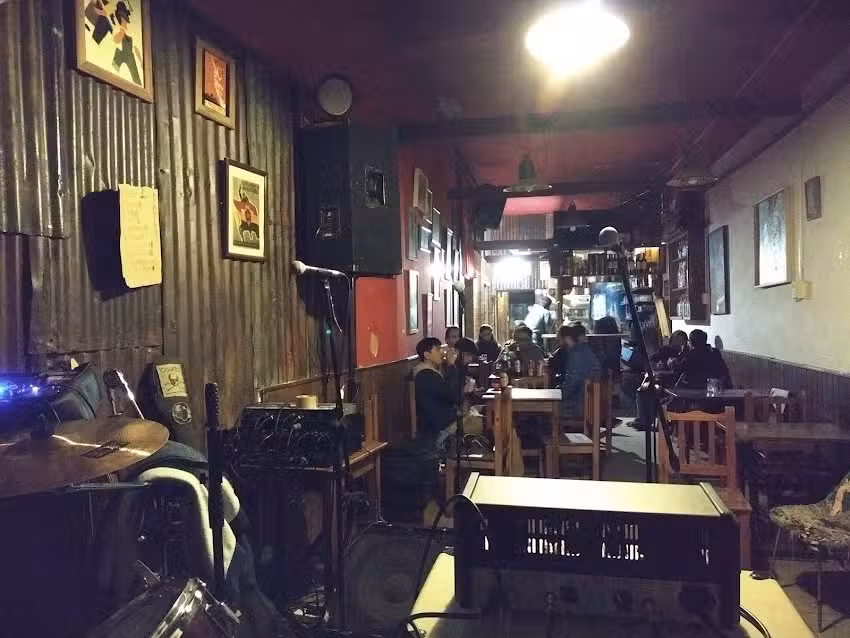 Zappa Coff&eacute;-Bar